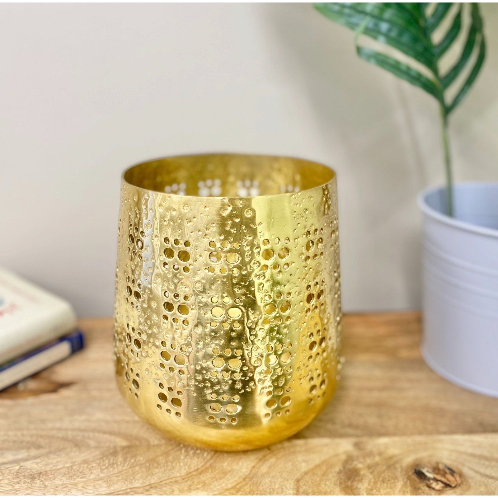 Large Gold Candle Pot 20cm - Ashton and Finch